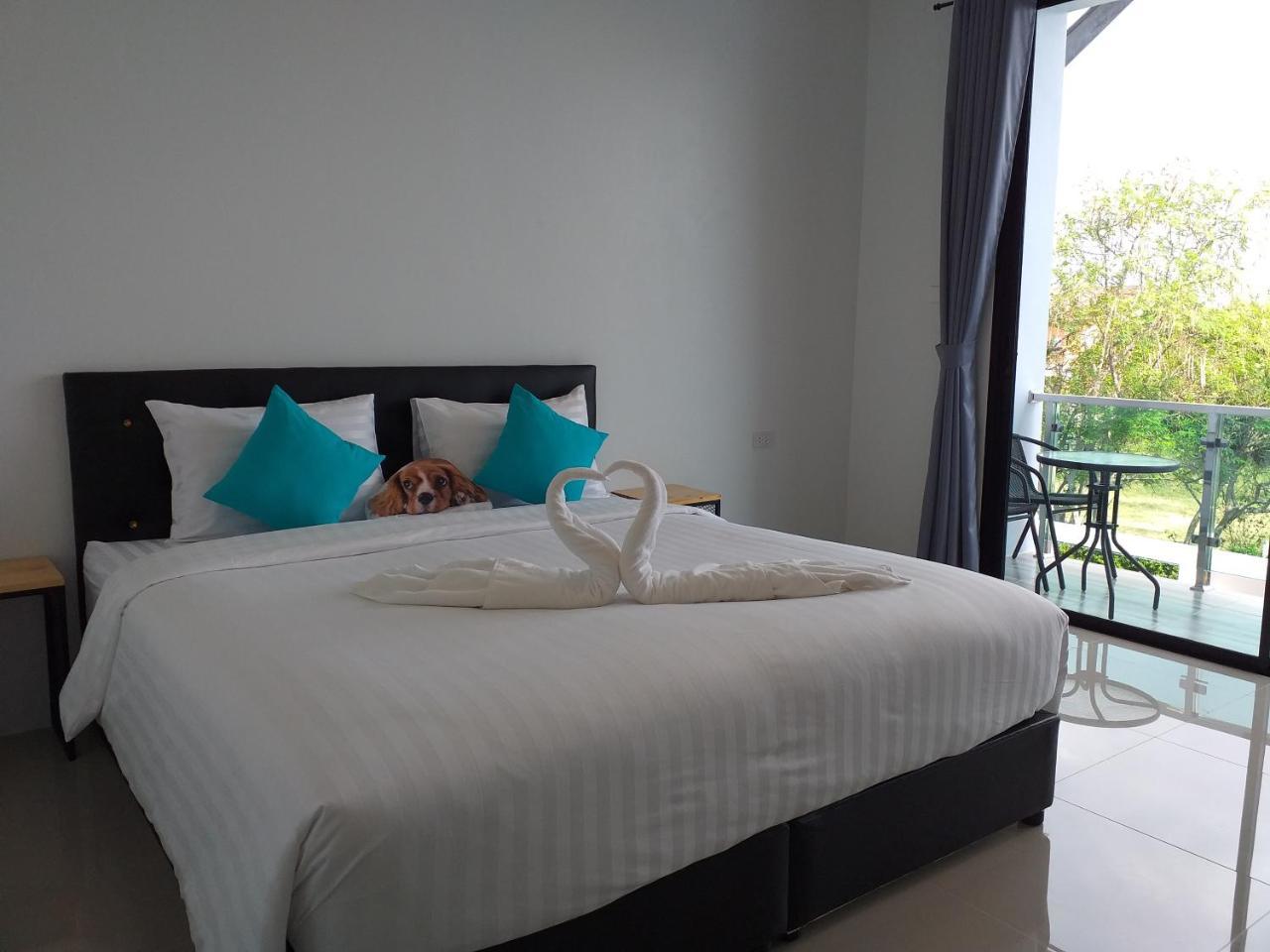 The Phu Resort Pran Buri Luaran gambar